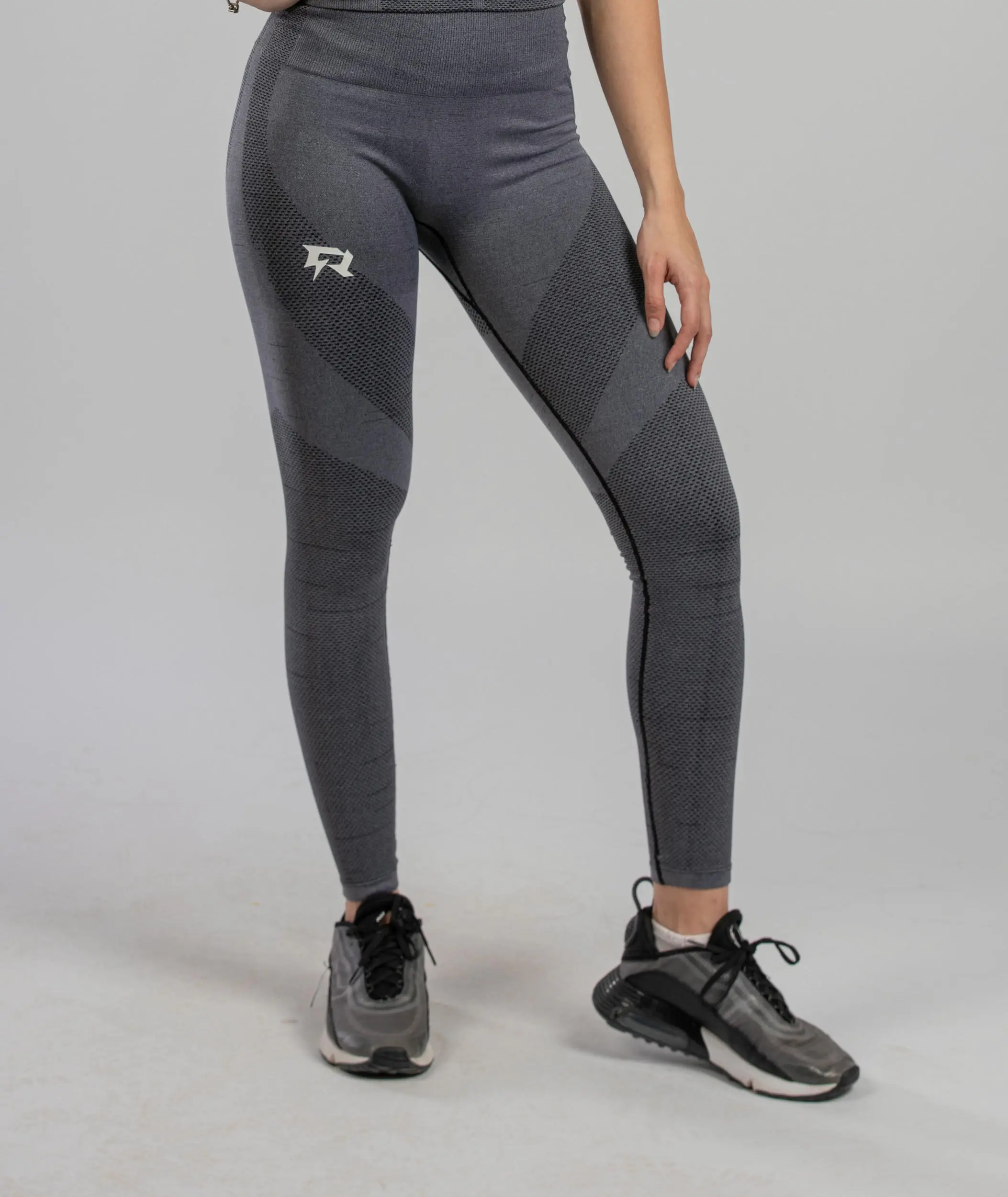 EVOLVE PANTS - Image 7