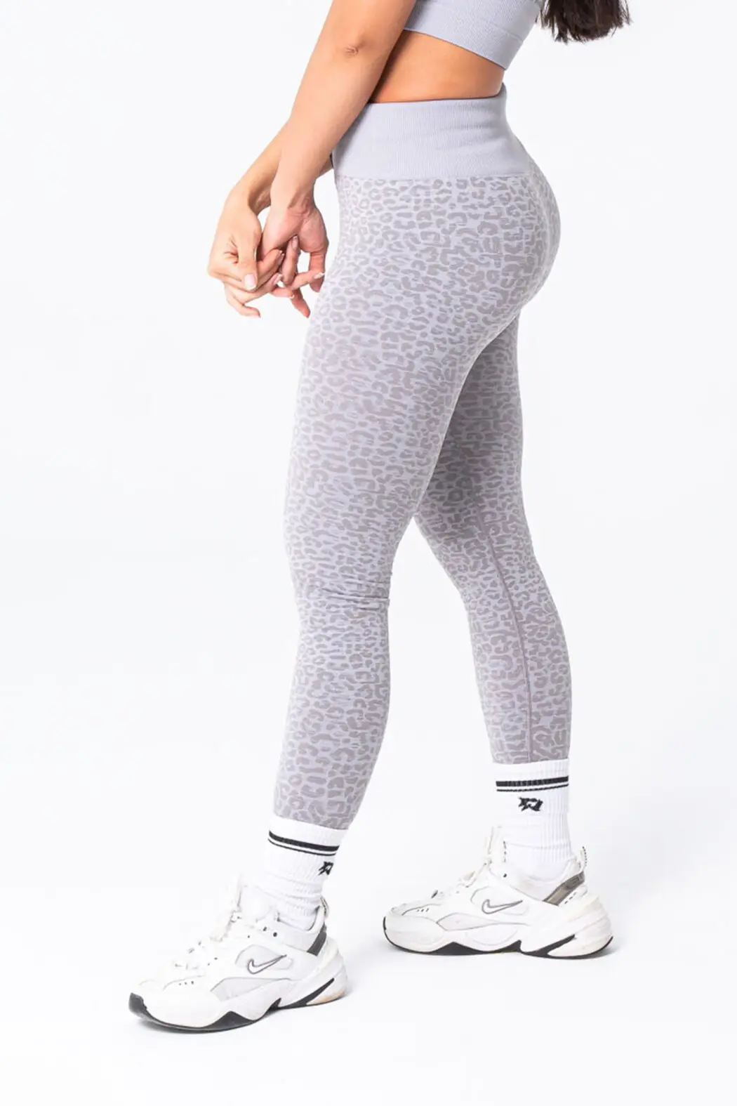 CHEETAH PANTS - Image 9